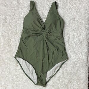 NWOT Light Green From Amazon One Piece Twist Front Swimsuit 2XL